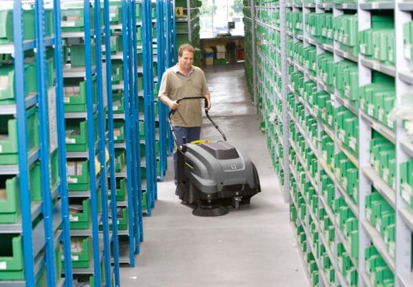 Karcher KM 75/40 W Bp Vacuum Powered Sweeper