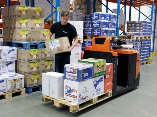 Low Level Order Pickers