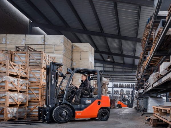 Toyota Tonero Diesel 1.5 - 5T 3 Toyota Tonero Diesel 1.5 - 5T