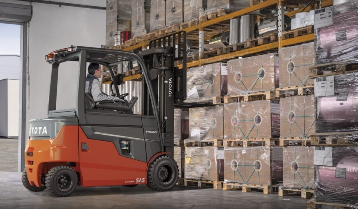 Forklift Trucks Birmingham 13 Image of a New Forklift Truck for New Forklifts Google Ads Landing Page