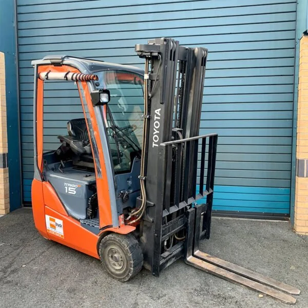 Toyota Traigo 24v 3-Wheel Electric