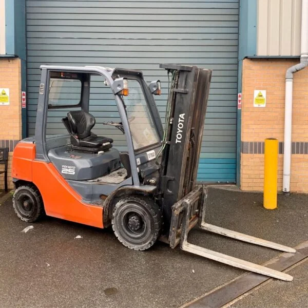 Toyota Tonero Diesel Counterbalance