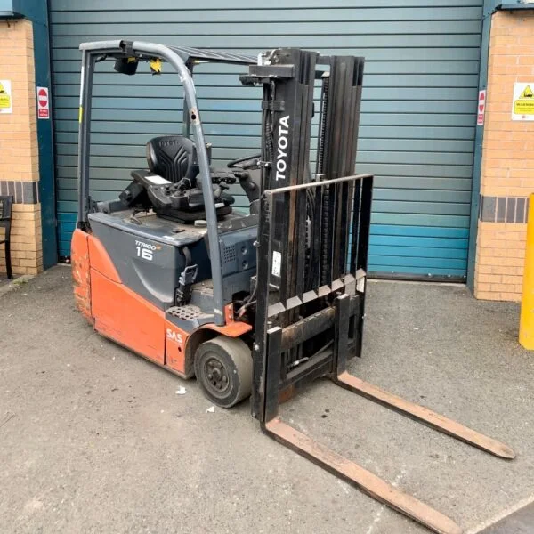 Toyota Tonero Gas Counterbalance