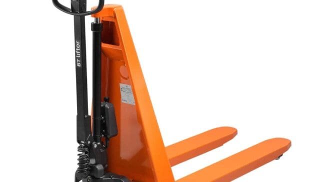 How to Use a Pallet Truck Safely in a UK Warehouse 1 Power lifter 3 e1704715351756