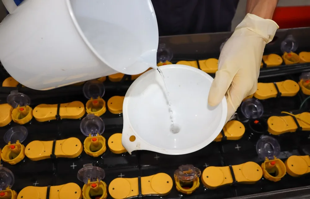 Forklift battery Funnel